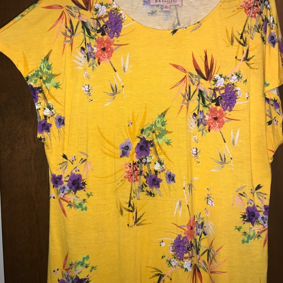 Philosophy lightweight colorful top - Picture 2 of 5